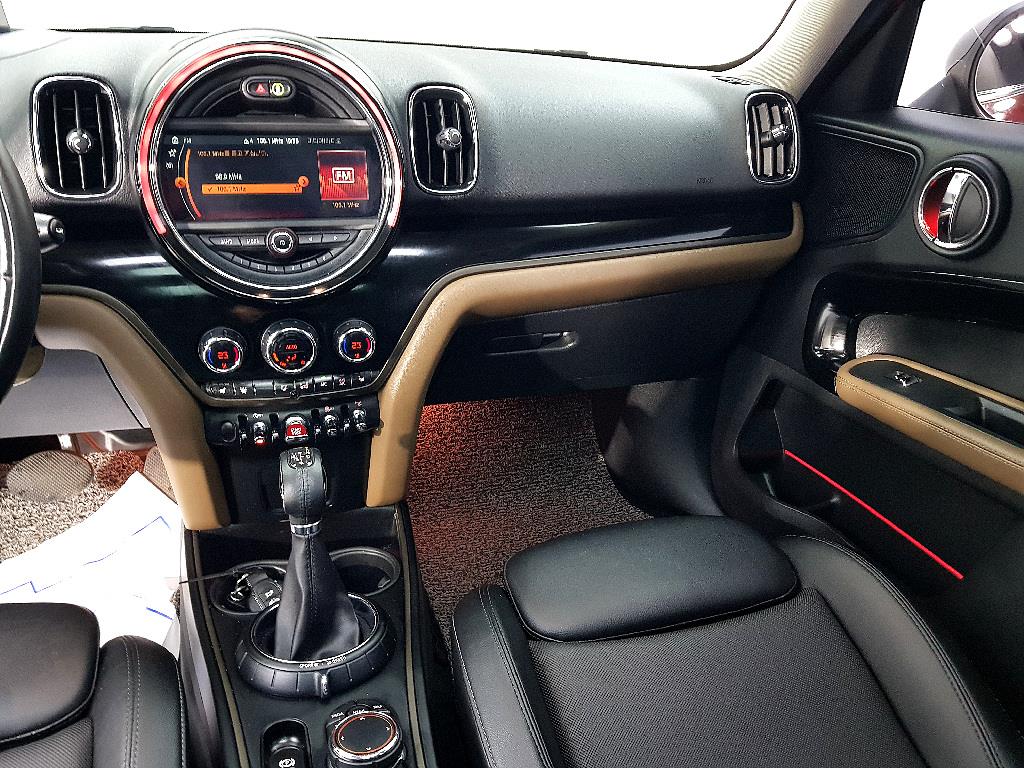 Mini Countryman - Vista 10