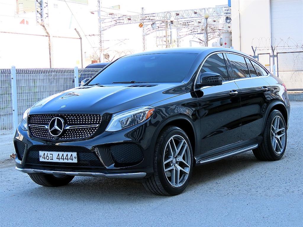 Mercedes Benz GLE Class - Vista 2