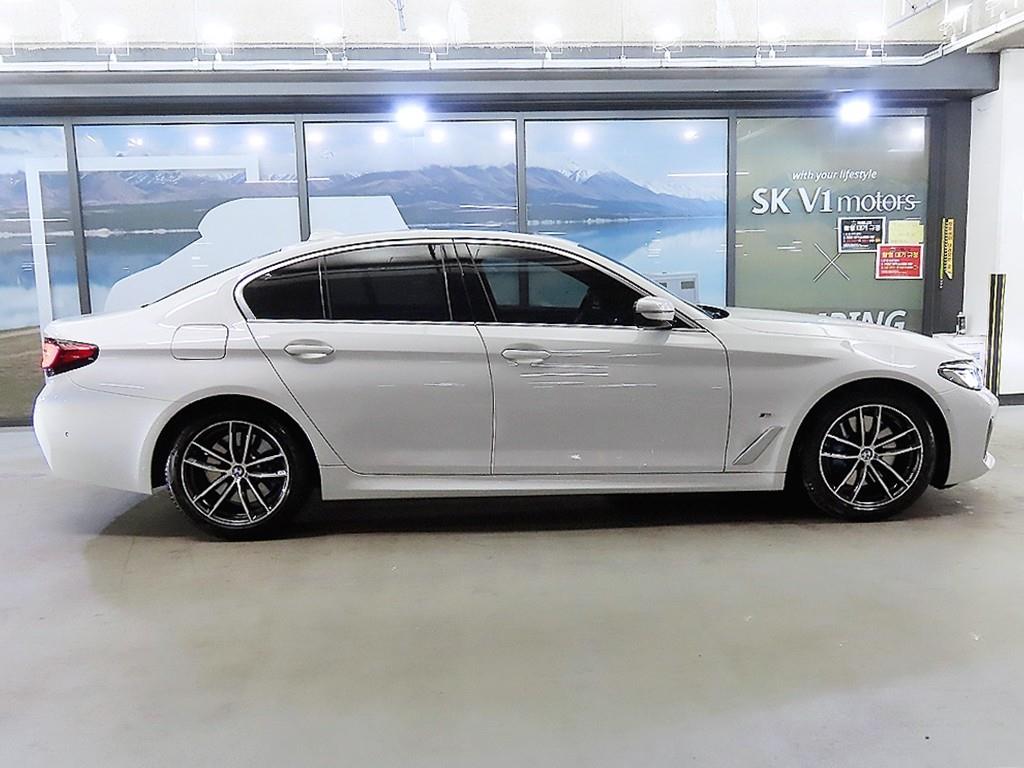 BMW 5 Series - Vista 3