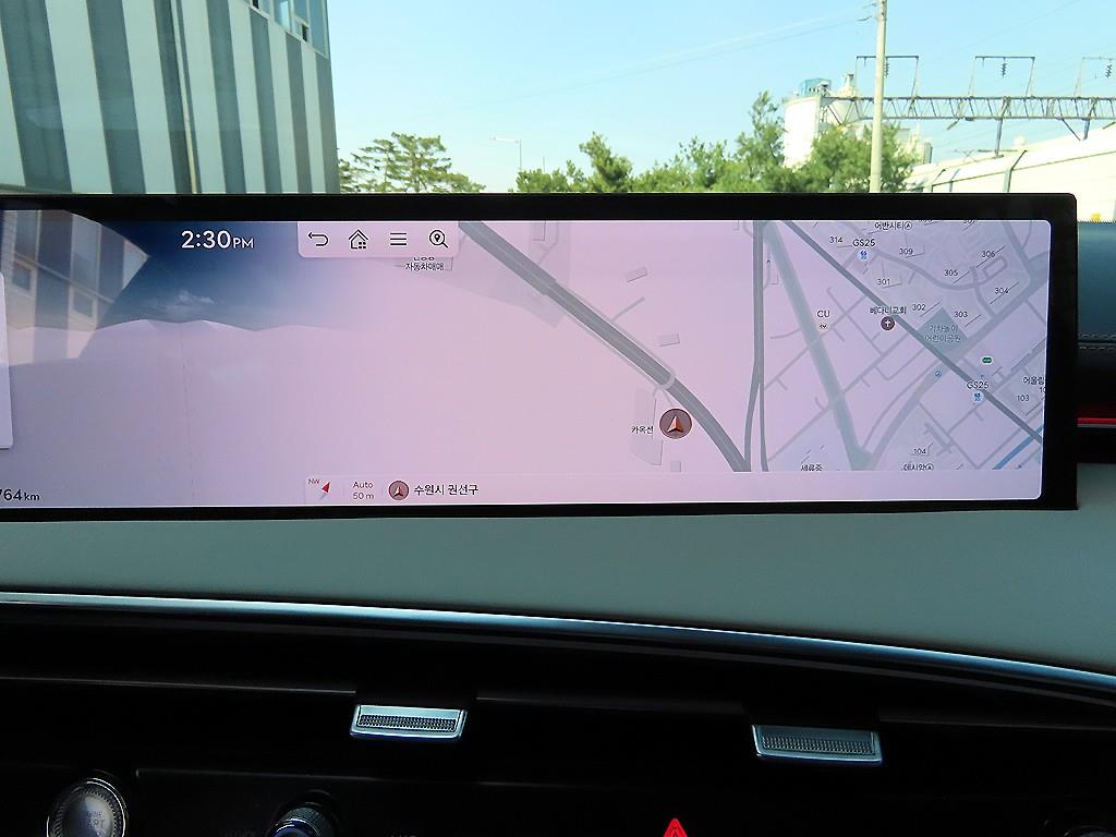 Genesis GV70 2025 Rojo - Importación desde Corea - HF Imports Iquique - Foto 13