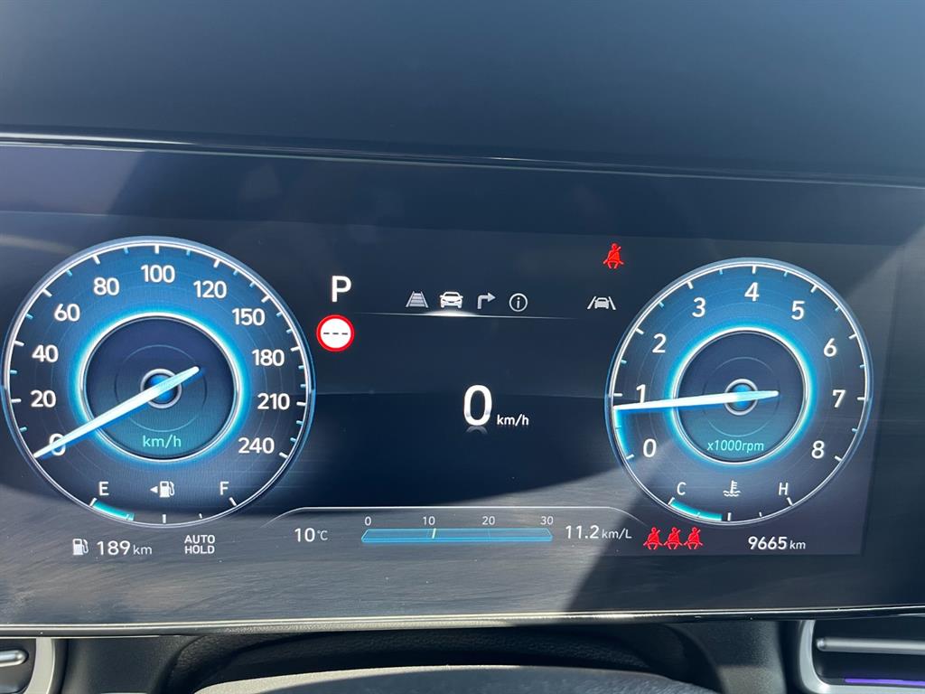 HYUNDAI Avante - Vista 6