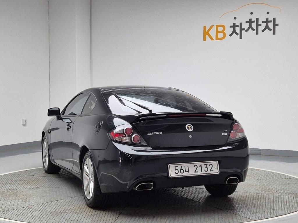 HYUNDAI Tuscani - Vista 2