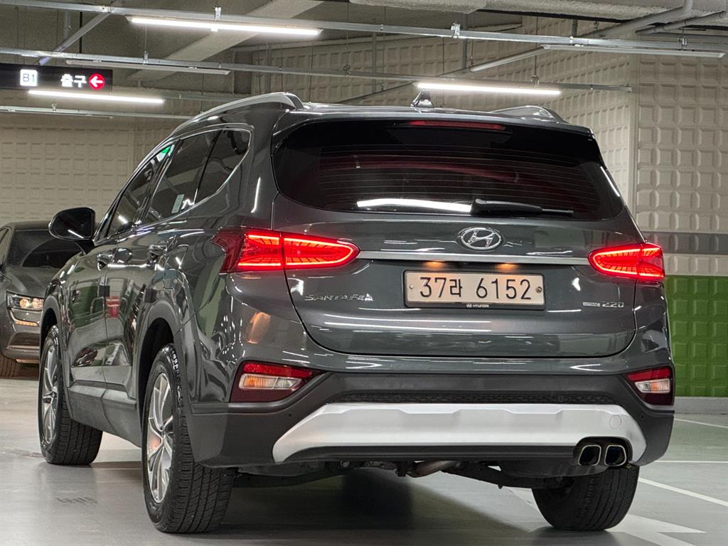 HYUNDAI Santa Fe - Vista 4