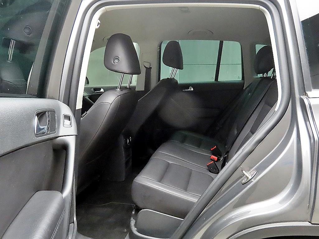 Mercedes Benz E class - Vista 6