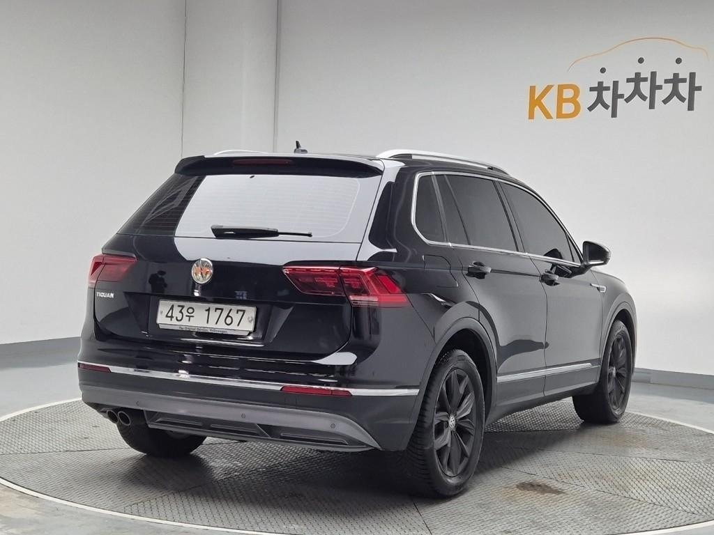 Volkswagen Tiguan - Vista 3