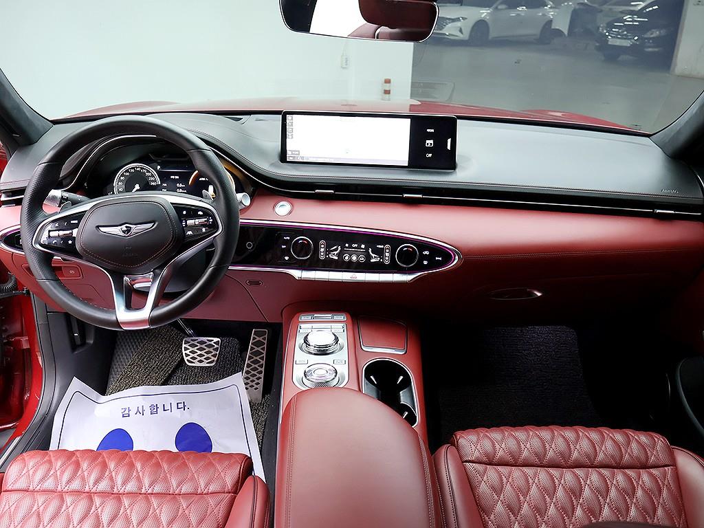 Genesis GV70 - Vista 9