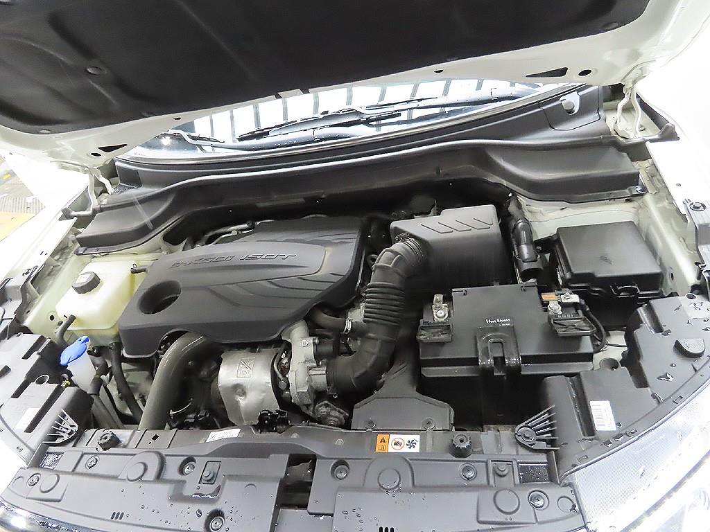 Ssangyong Tivoli 2022 Blanco - Importación desde Corea - HF Imports Iquique - Foto 7