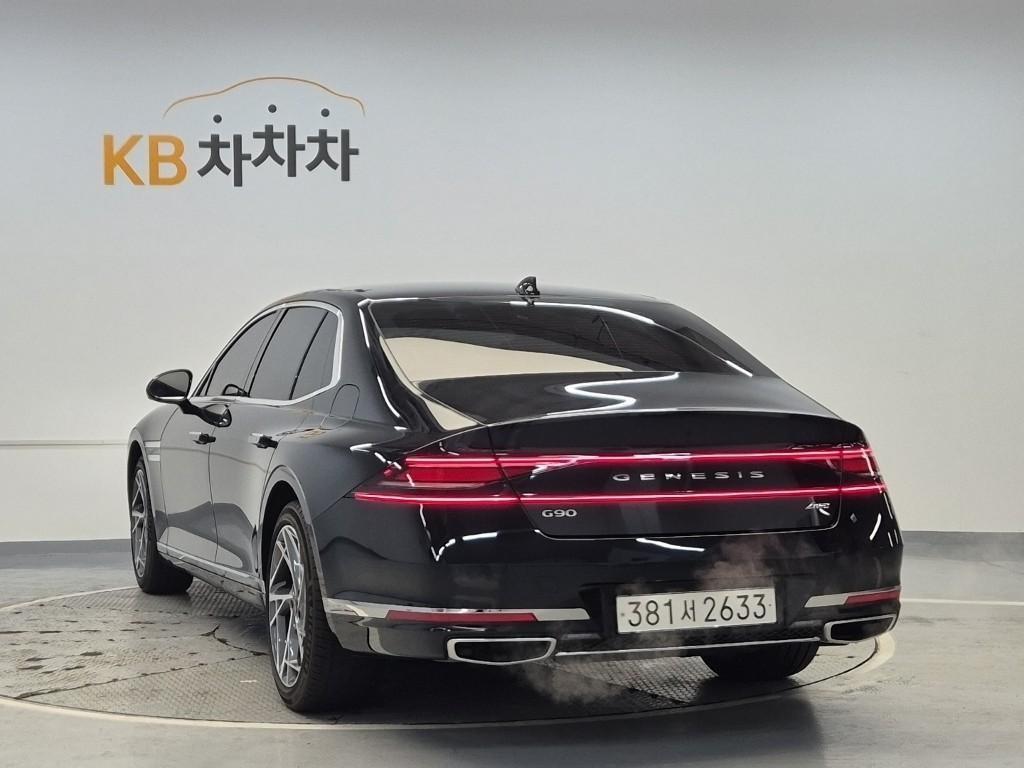 Genesis G90 - Vista 2
