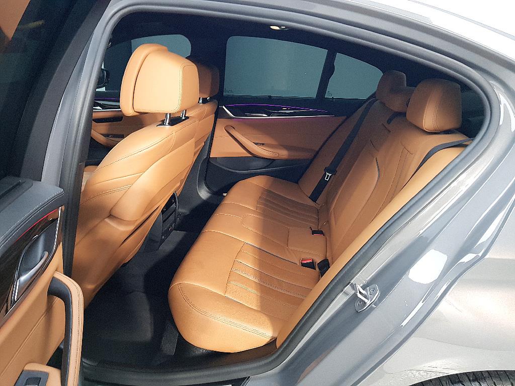 BMW 5 Series - Vista 9