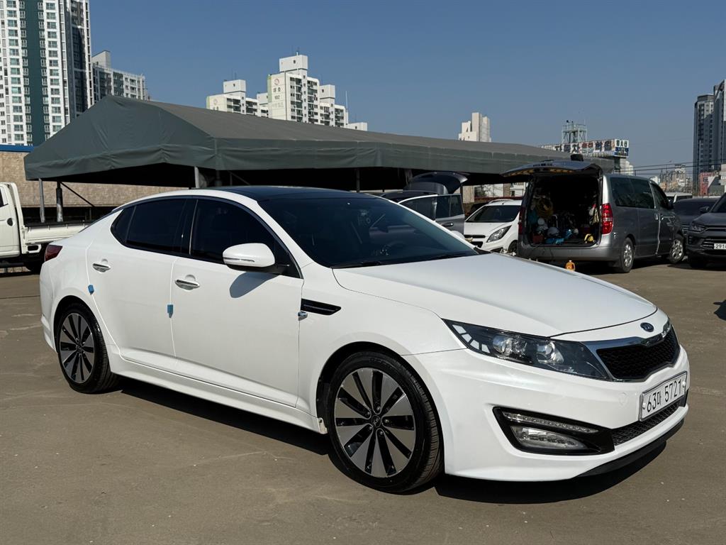 KIA K5 - Vista 4