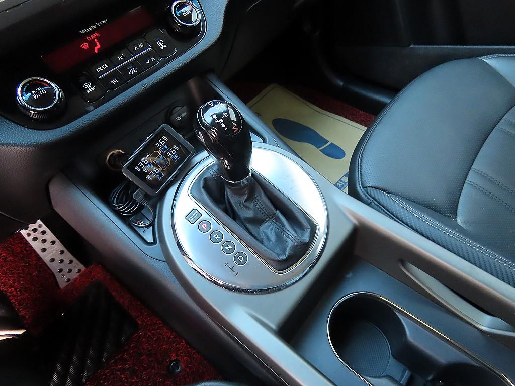 KIA Sportage - Vista 10