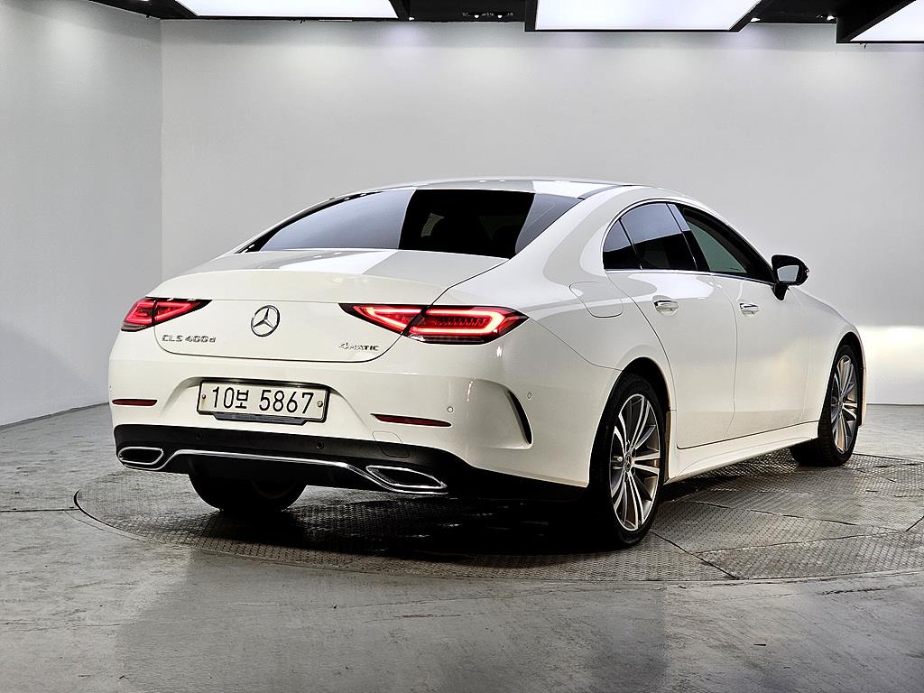 Mercedes Benz CLS Class - Vista 4