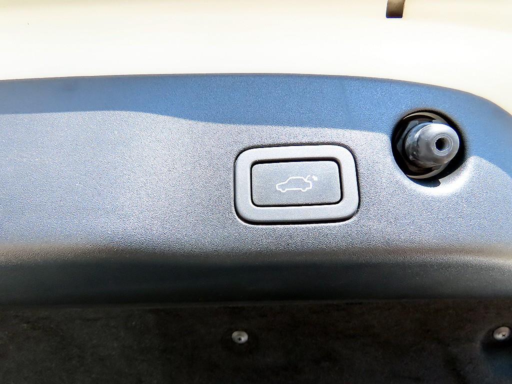 Jaguar XJ 2015 Blanco - Importación desde Corea - HF Imports Iquique - Foto 16