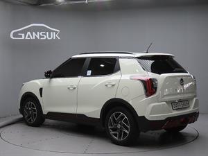 Ssangyong Tivoli - Vista 6