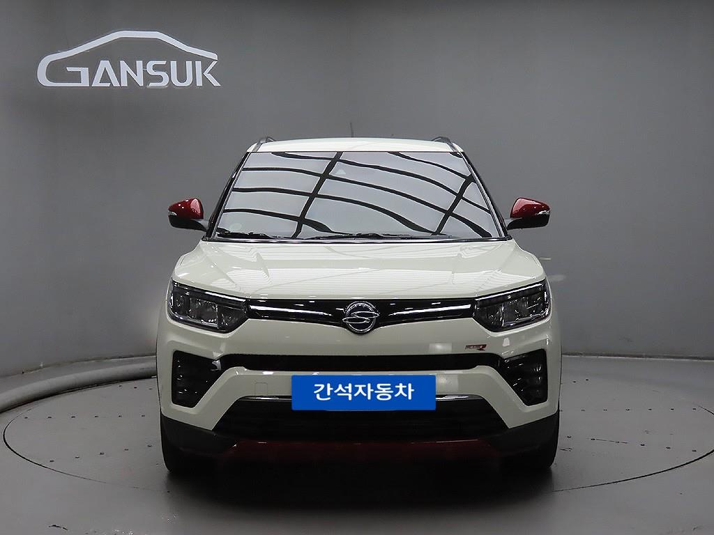 Ssangyong Tivoli 2022 Blanco - Importación desde Corea - HF Imports Iquique - Foto 1