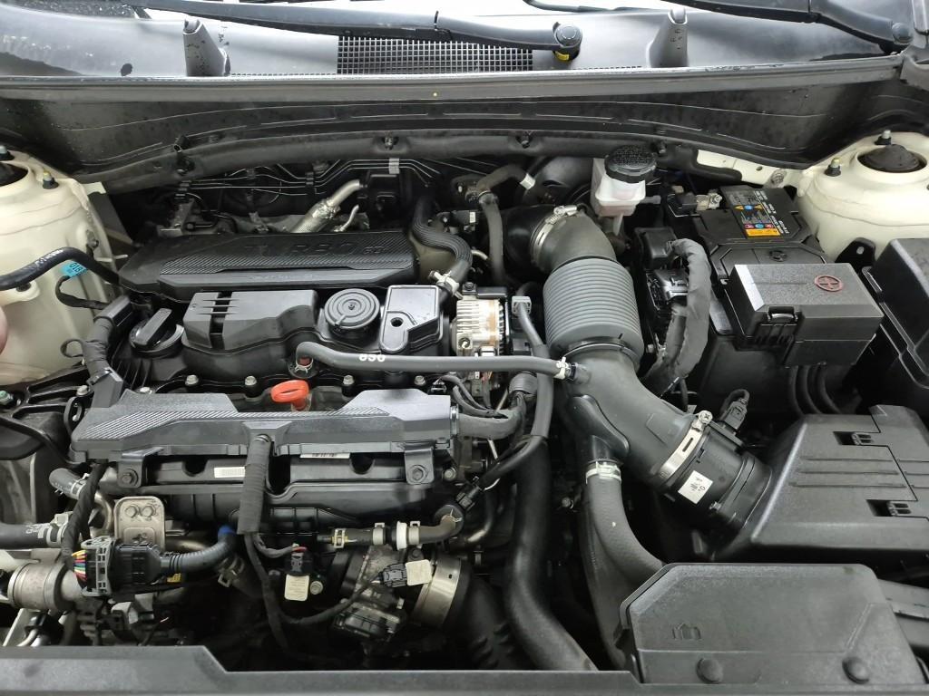 KIA Sportage - Vista 5