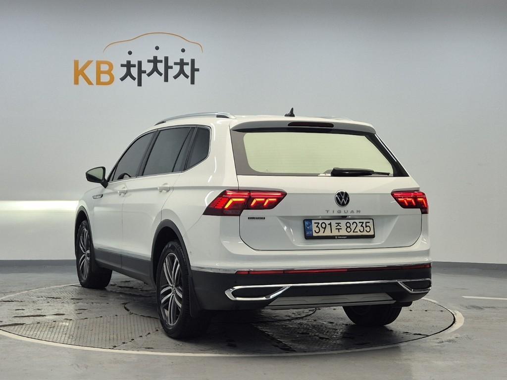 Volkswagen Tiguan - Vista 2