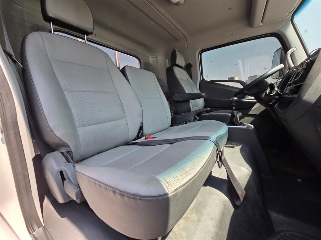 medium and large cargo Cargo - Vista 7