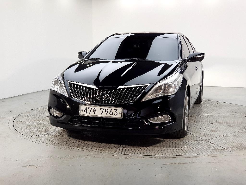 HYUNDAI Grandeur - Vista 2