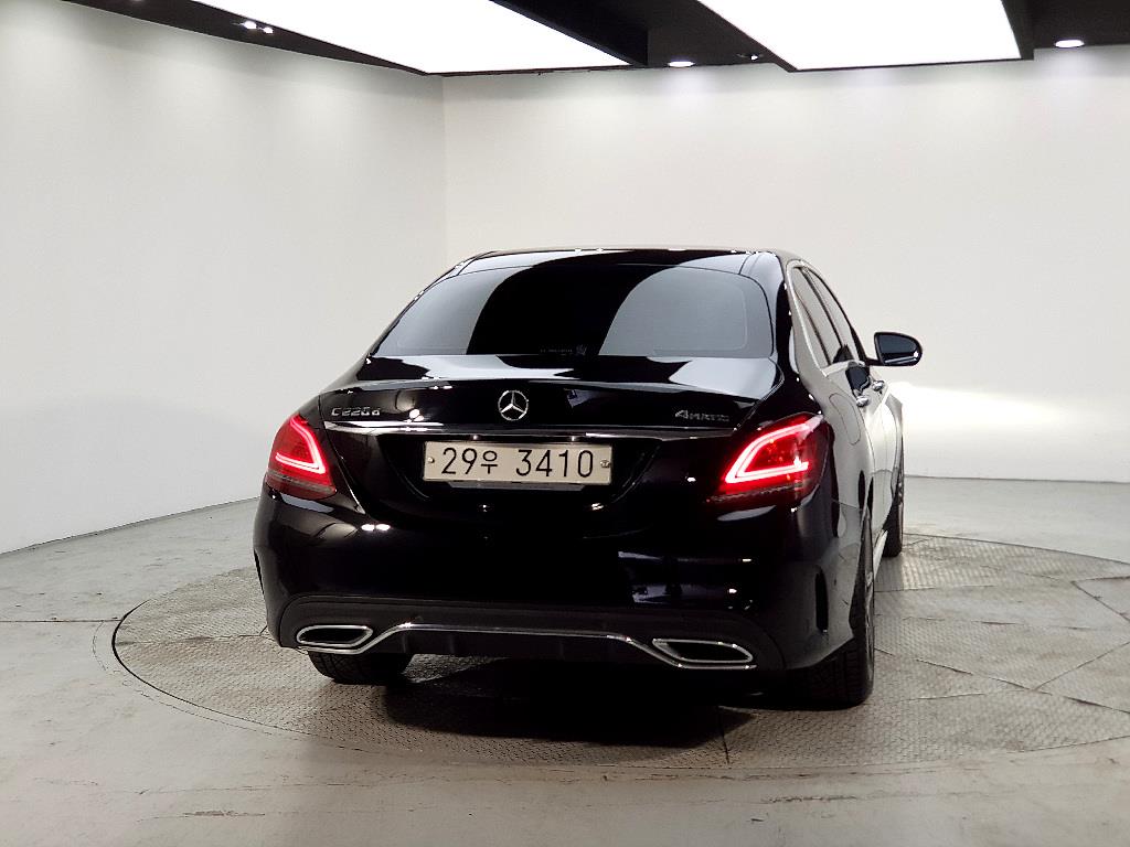 Mercedes Benz C Class - Vista 3