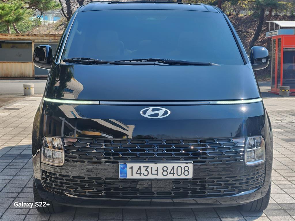 HYUNDAI Staria - Vista 3