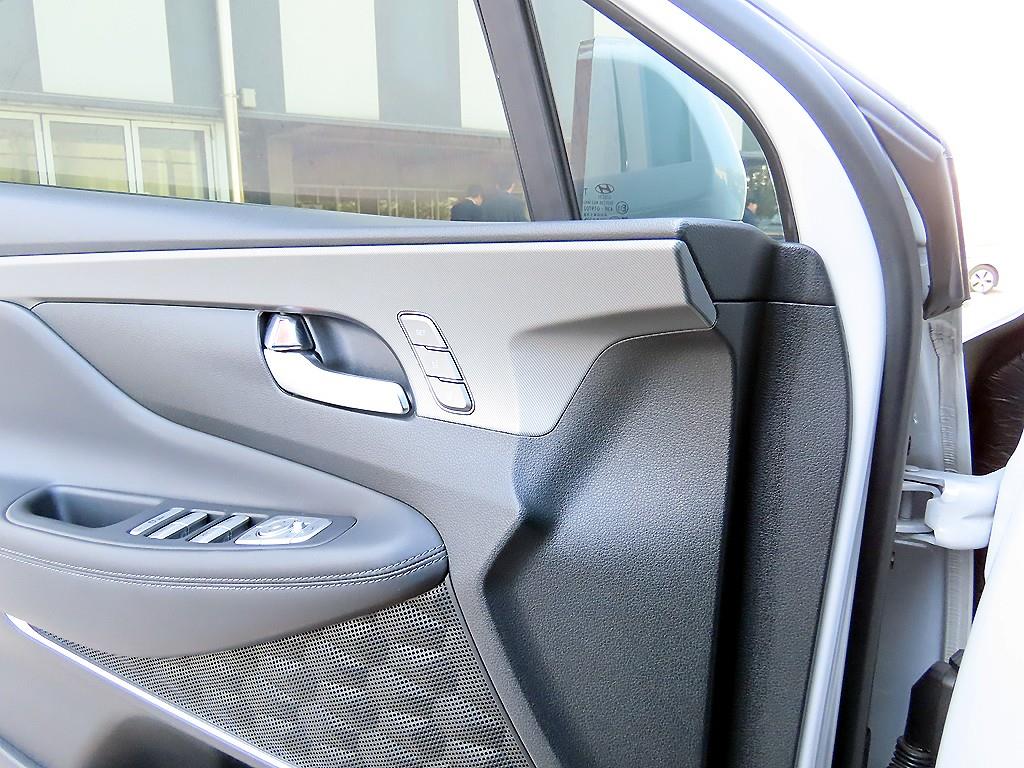 HYUNDAI Santa Fe - Vista 12