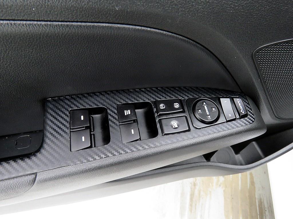 HYUNDAI Avante - Vista 8