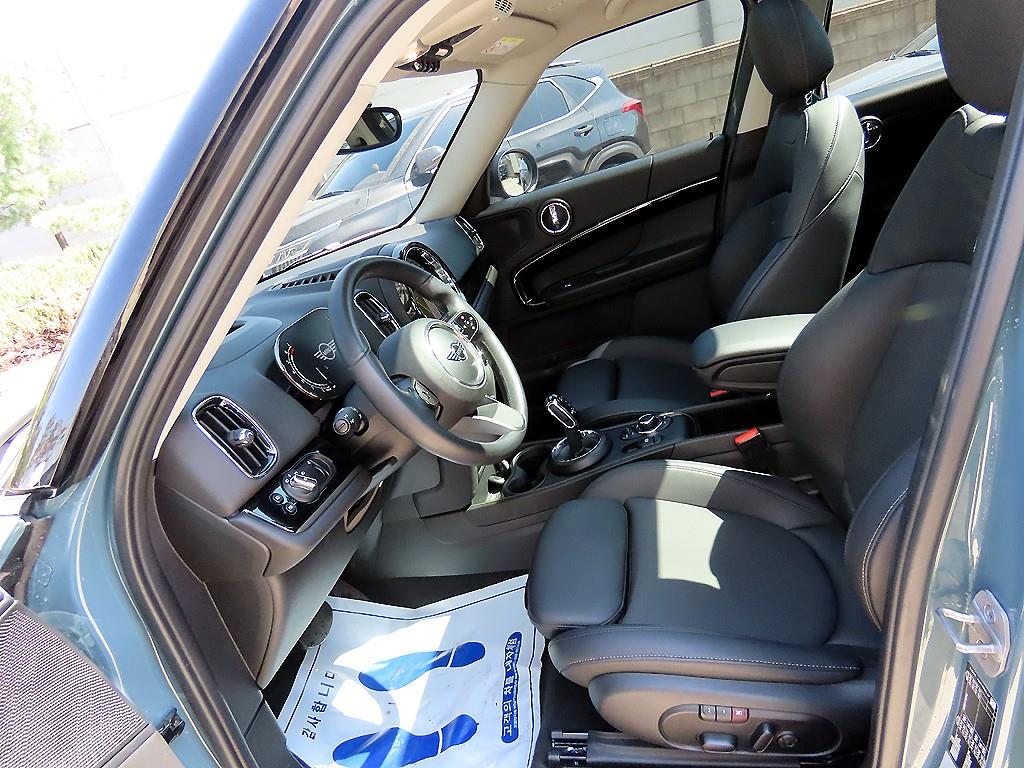 Mini Countryman - Vista 5