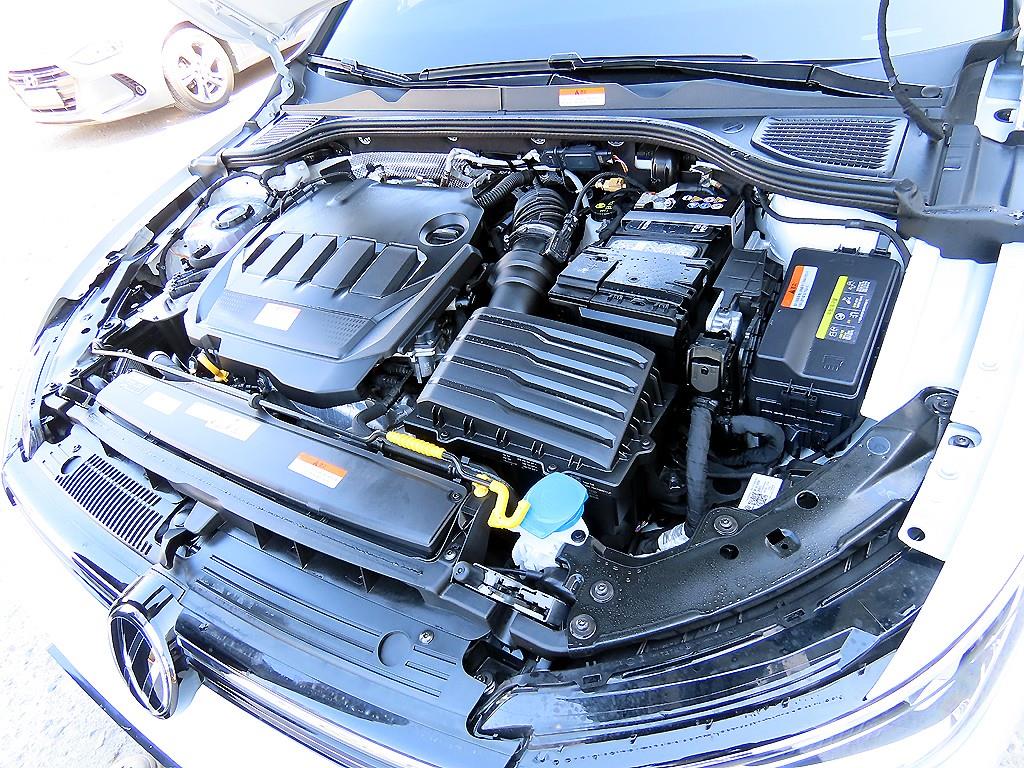 Volkswagen Golf 2025 - Importación desde Corea - HF Imports Iquique - Foto 19