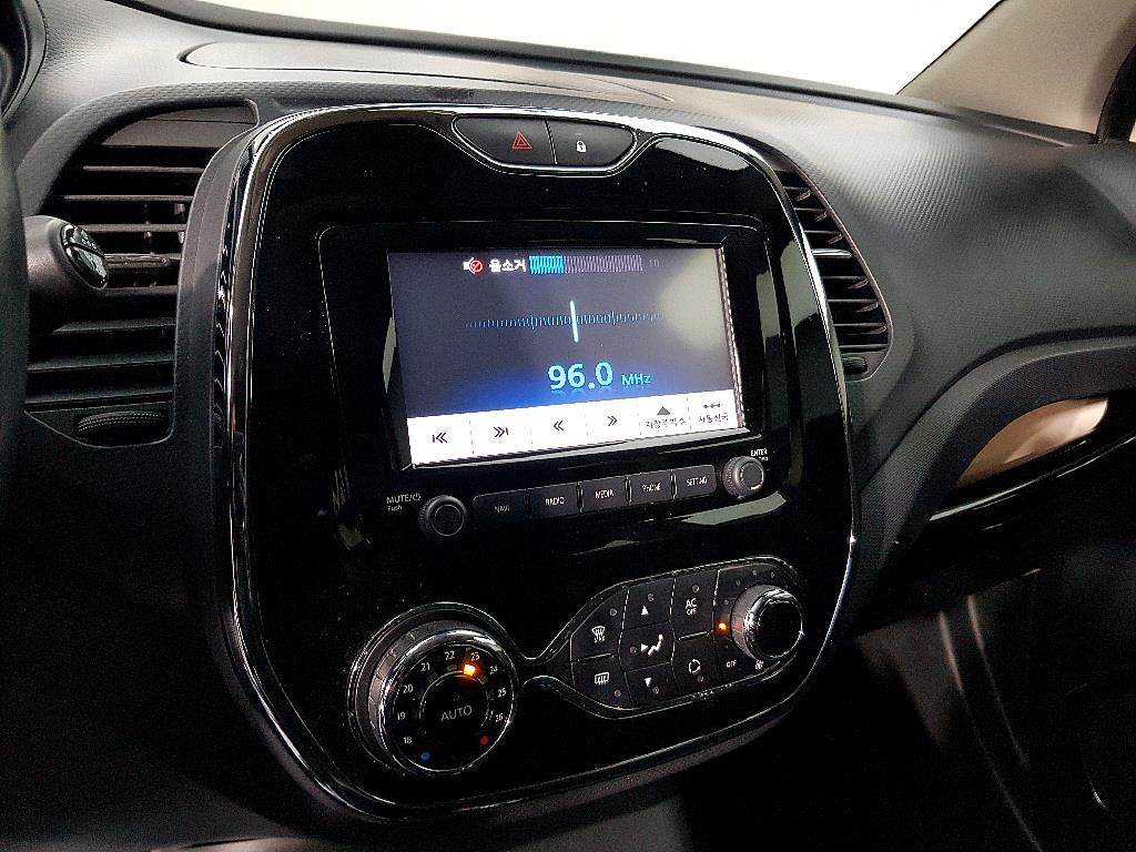 SAMSUNG QM3 - Vista 11