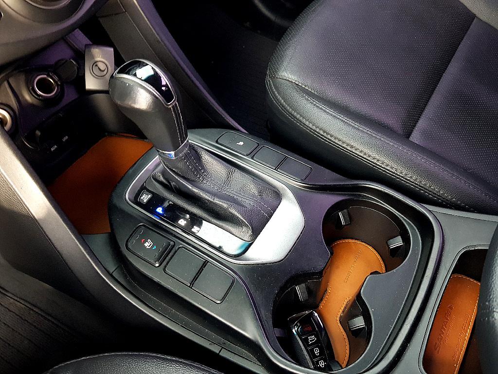 HYUNDAI Santa Fe 2013 Blanco - Importación desde Corea - HF Imports Iquique - Foto 13