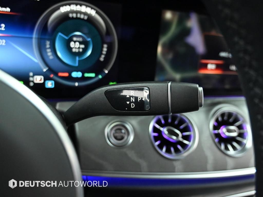 Mercedes Benz CLS Class - Vista 9