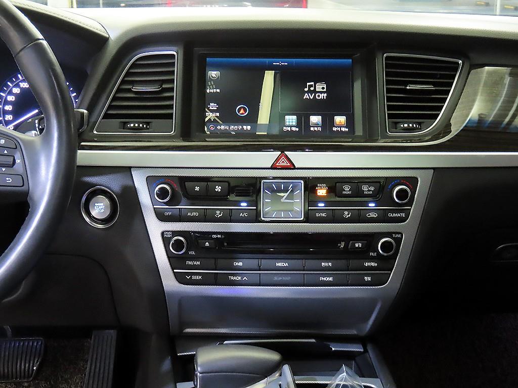 Genesis G80 - Vista 11