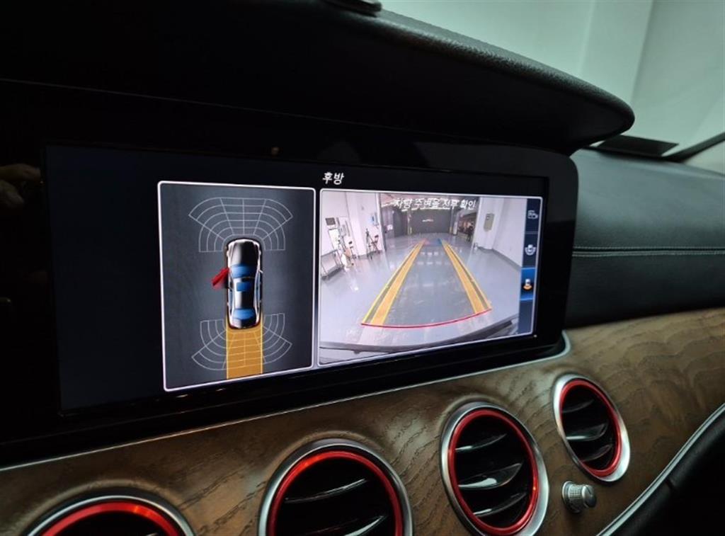 Mercedes Benz E class 2017 Negro - Importación desde Corea - HF Imports Iquique - Foto 15