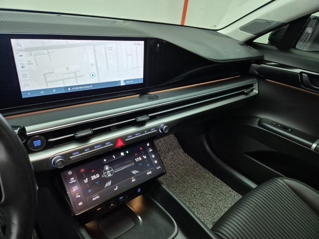 HYUNDAI Grandeur - Vista 10