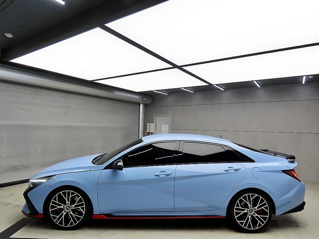 HYUNDAI Avante - Vista 4