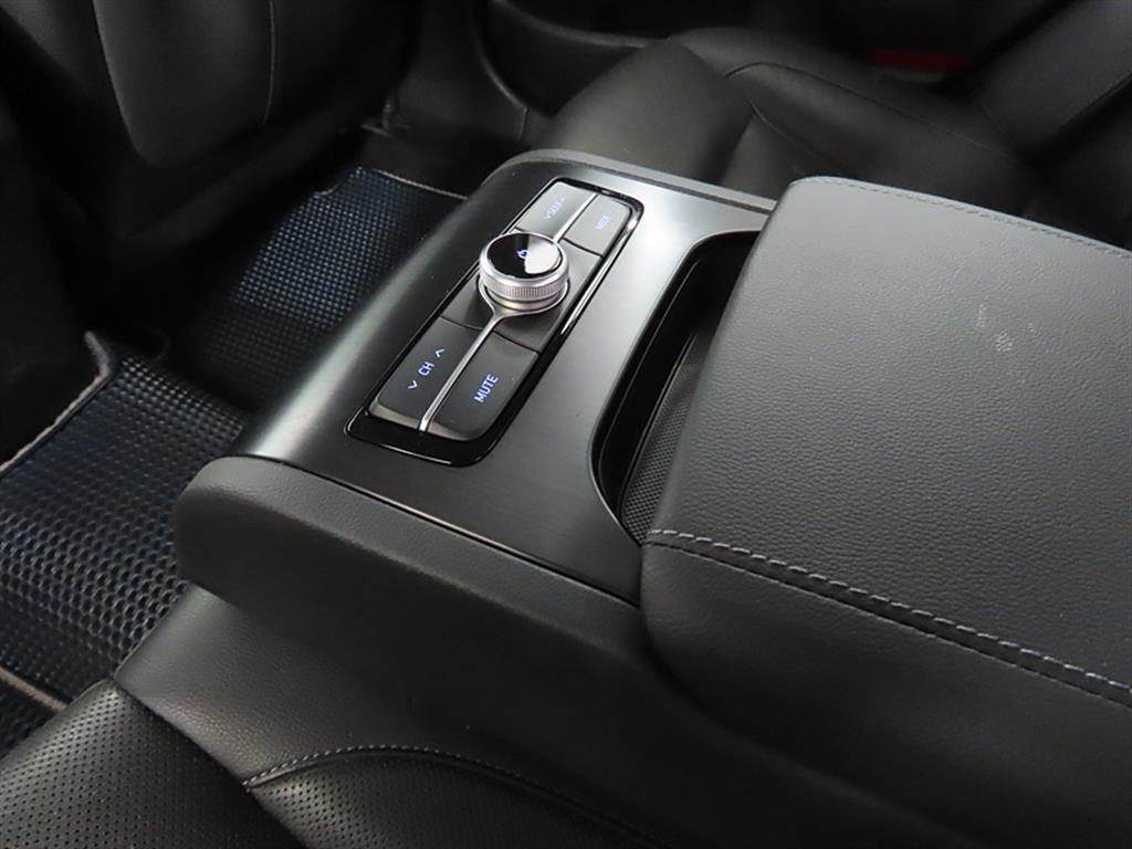 HYUNDAI Grandeur - Vista 12