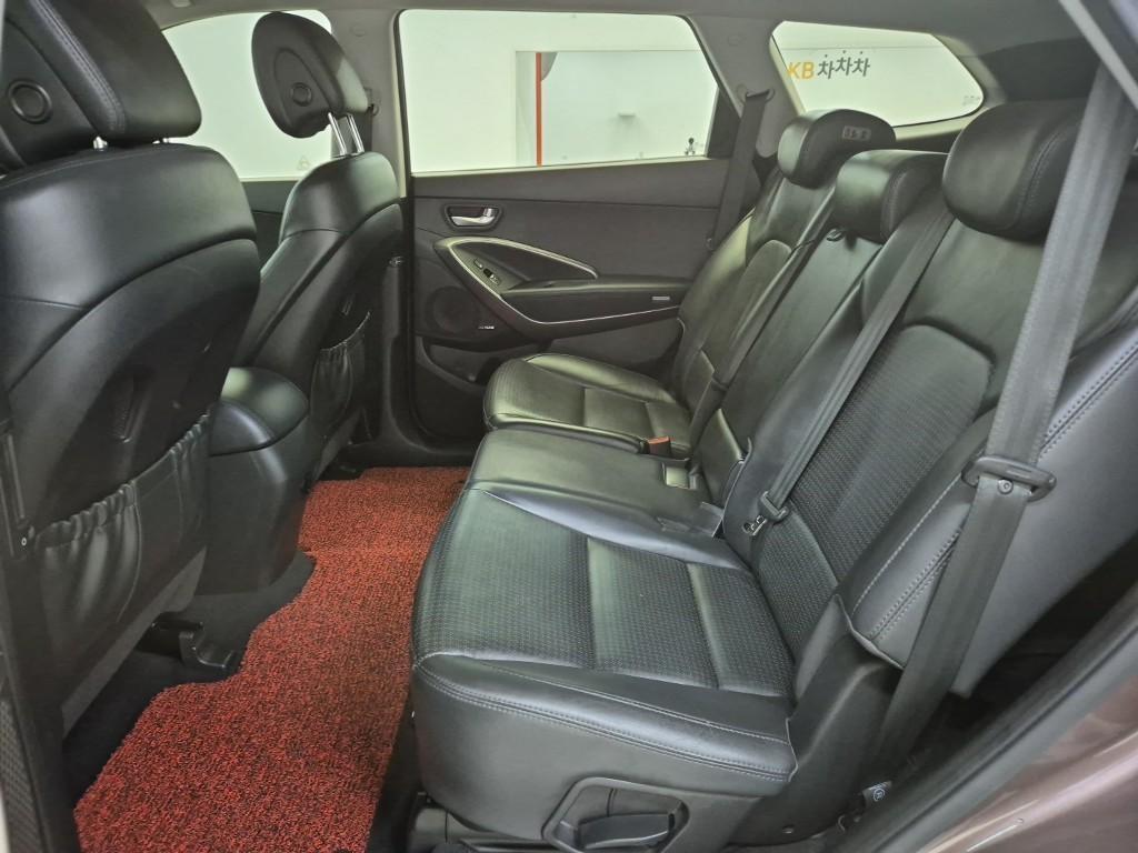 HYUNDAI Maxcruz - Vista 12