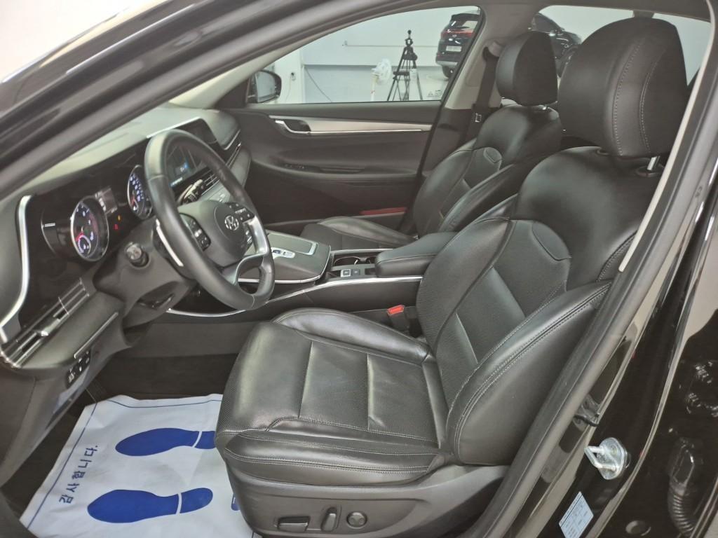 HYUNDAI Grandeur - Vista 11