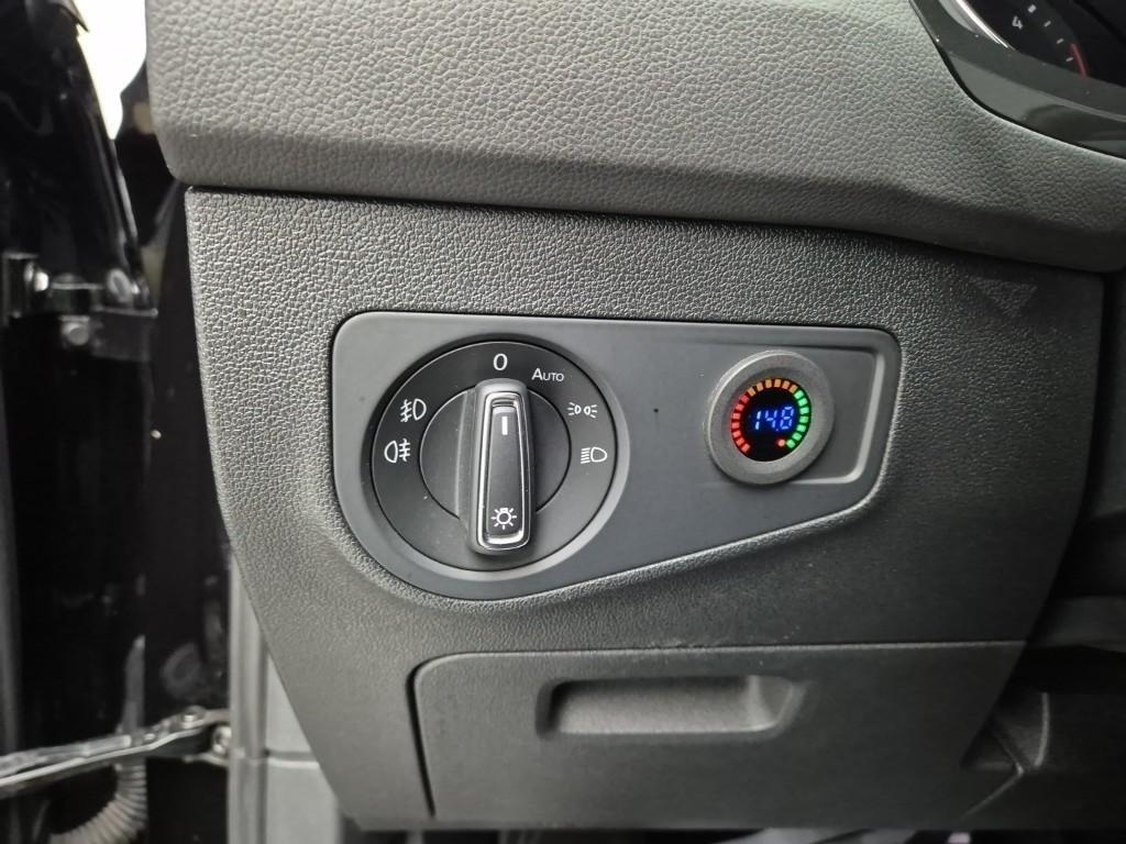 Volkswagen Tiguan 2018 Negro - Importación desde Corea - HF Imports Iquique - Foto 16