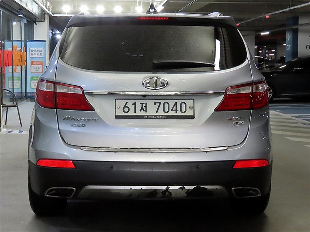 HYUNDAI Maxcruz - Vista 5