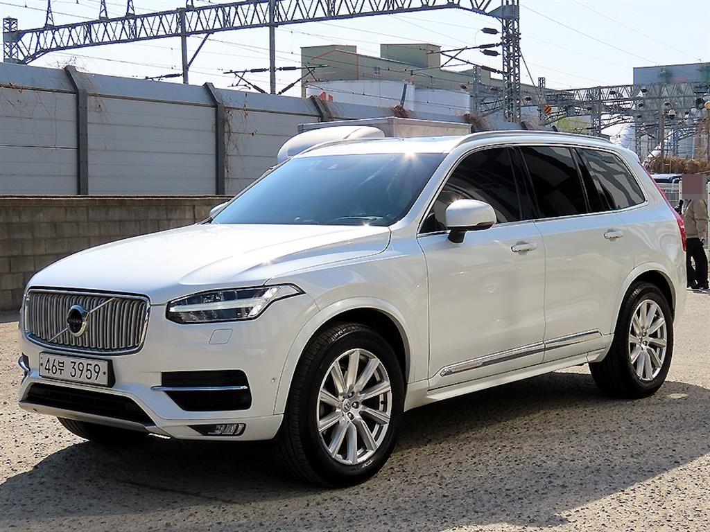 Volvo XC90 - Vista 2