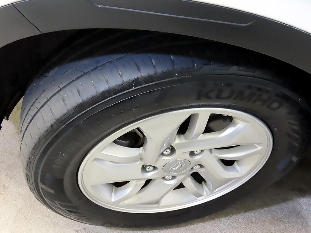 HYUNDAI Venue 2020 Blanco - Importación desde Corea - HF Imports Iquique - Foto 20