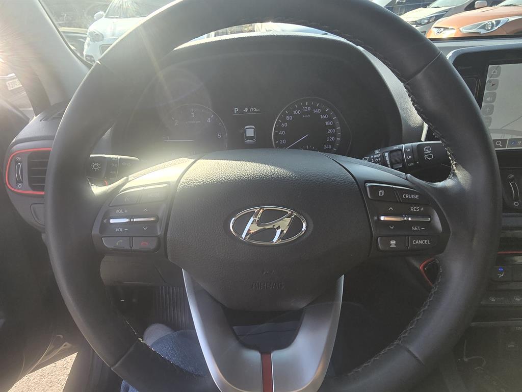 HYUNDAI i30 - Vista 9