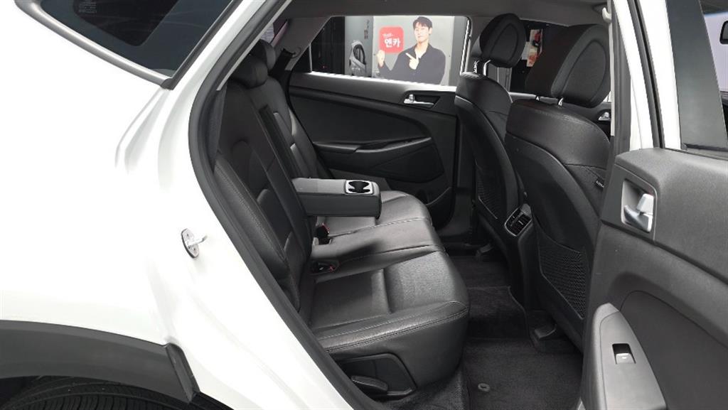 HYUNDAI Tucson - Vista 9