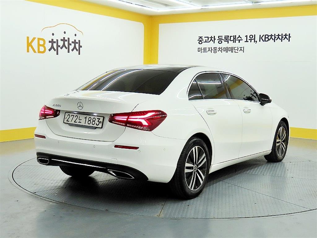 Mercedes Benz A Class - Vista 4
