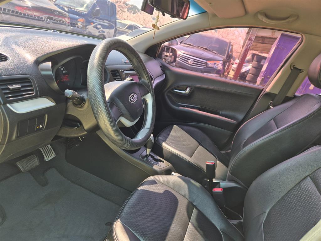 KIA Morning - Vista 9