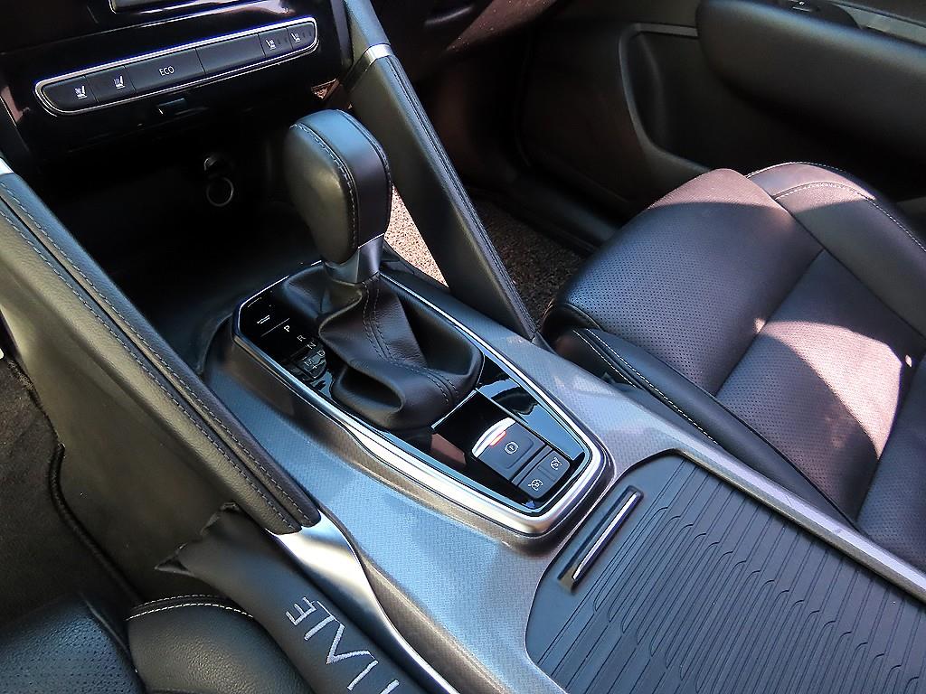 SAMSUNG QM6 - Vista 11