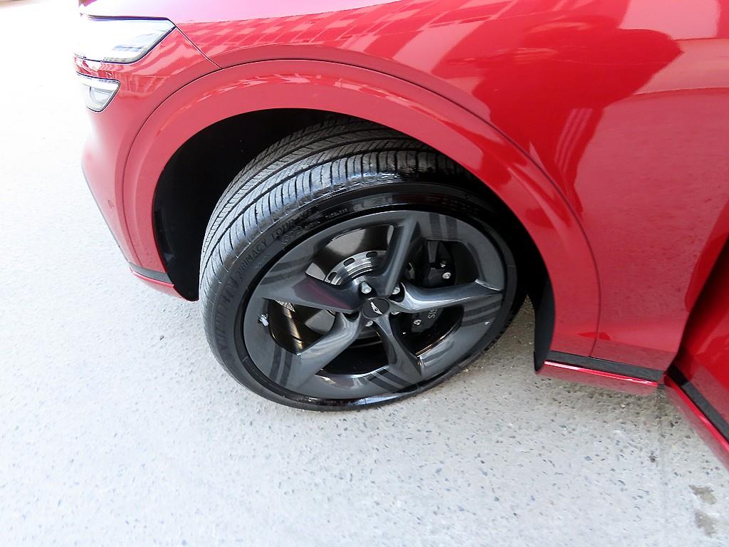 Genesis GV70 2025 Rojo - Importación desde Corea - HF Imports Iquique - Foto 20