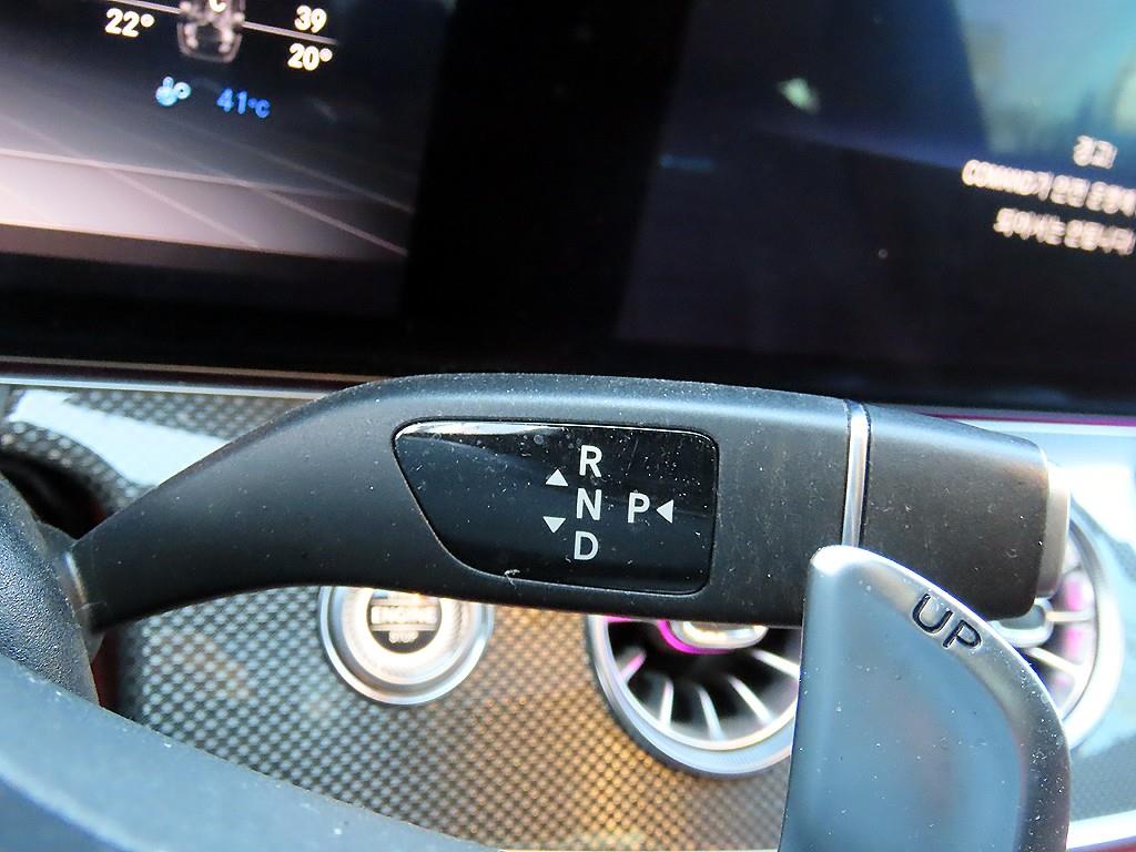 Mercedes Benz CLS Class - Vista 11